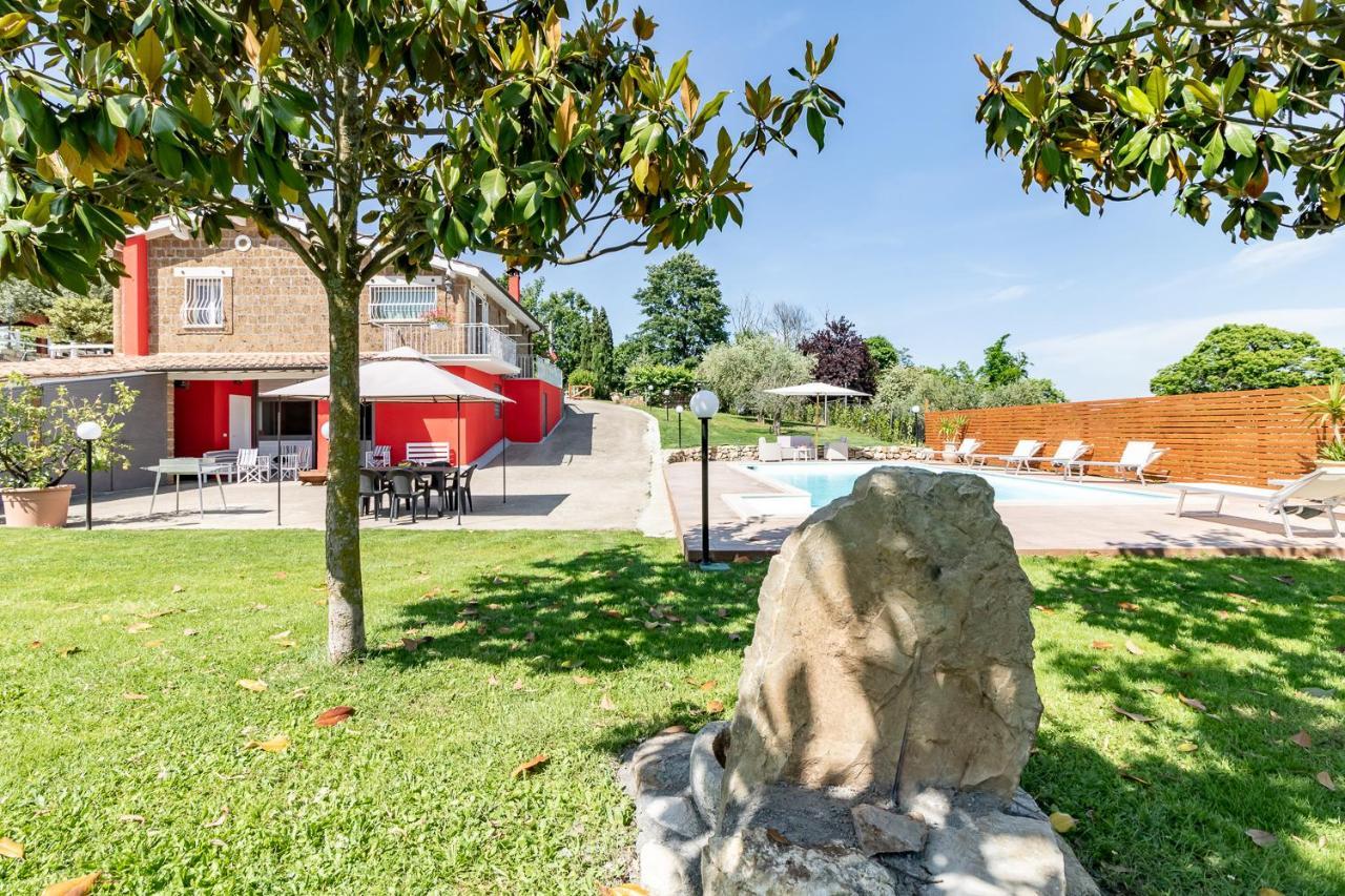 Villa Vacanze La Quercia Carbognano Exterior foto